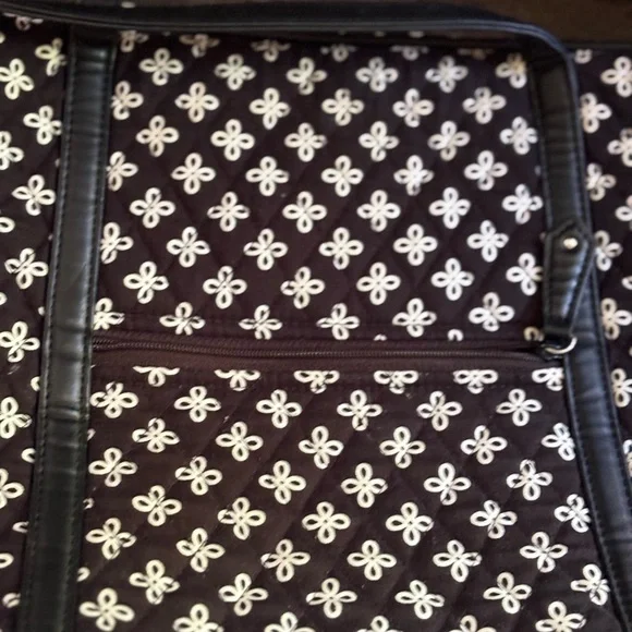 Vera Bradley Black and White Patterned Women's Bag great condition - Picture 6 of 6